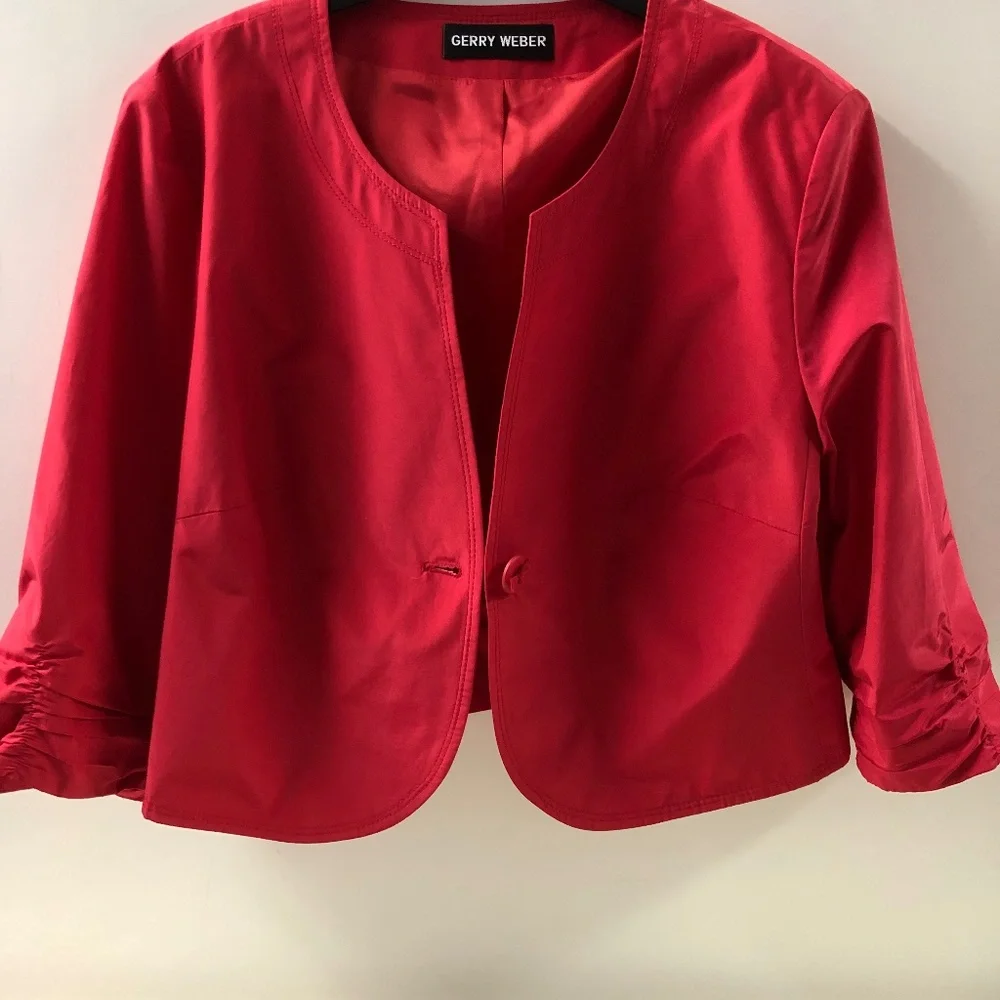Jacket - Picture 1 of 7